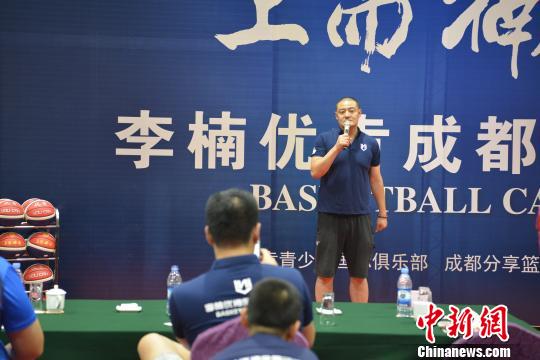 为什么专业篮球品牌在训练中如此重要_1